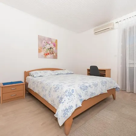 Cesljar Apartment