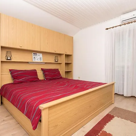 Appartement Cesljar Makarska