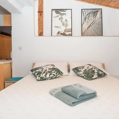 Lägenhet Cesljar Makarska