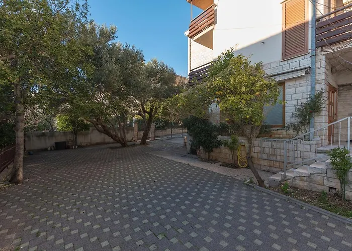 Cesljar Apartament *